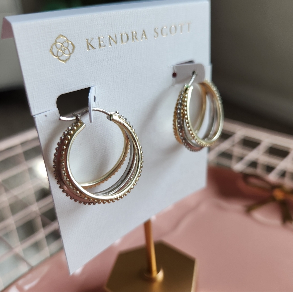 Kendra Scott SM Dana Hoop Earrings - Picture 2 of 4